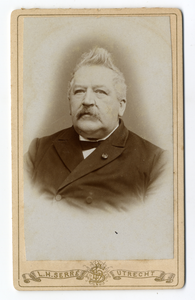 221173 Portret van J.W. Schubart, geboren 1831, lid van de gemeenteraad van Utrecht (1882-1897), arts te Utrecht, ...